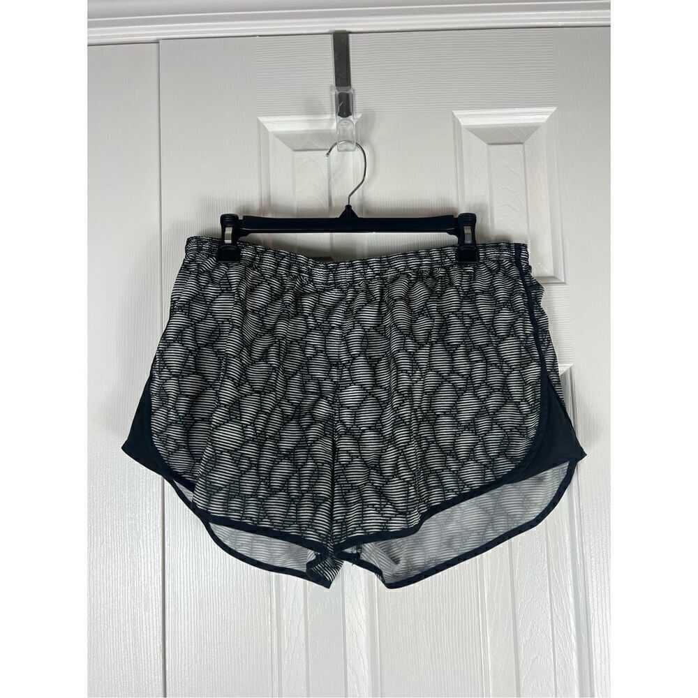 Nike Womens Athletic Black White Shorts Size XL